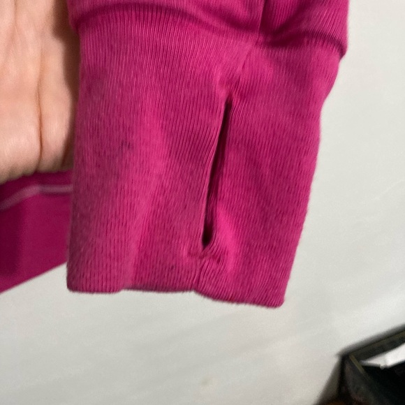 Tri County golf course women’s size small hoodie excellent condition - Picture 5 of 9